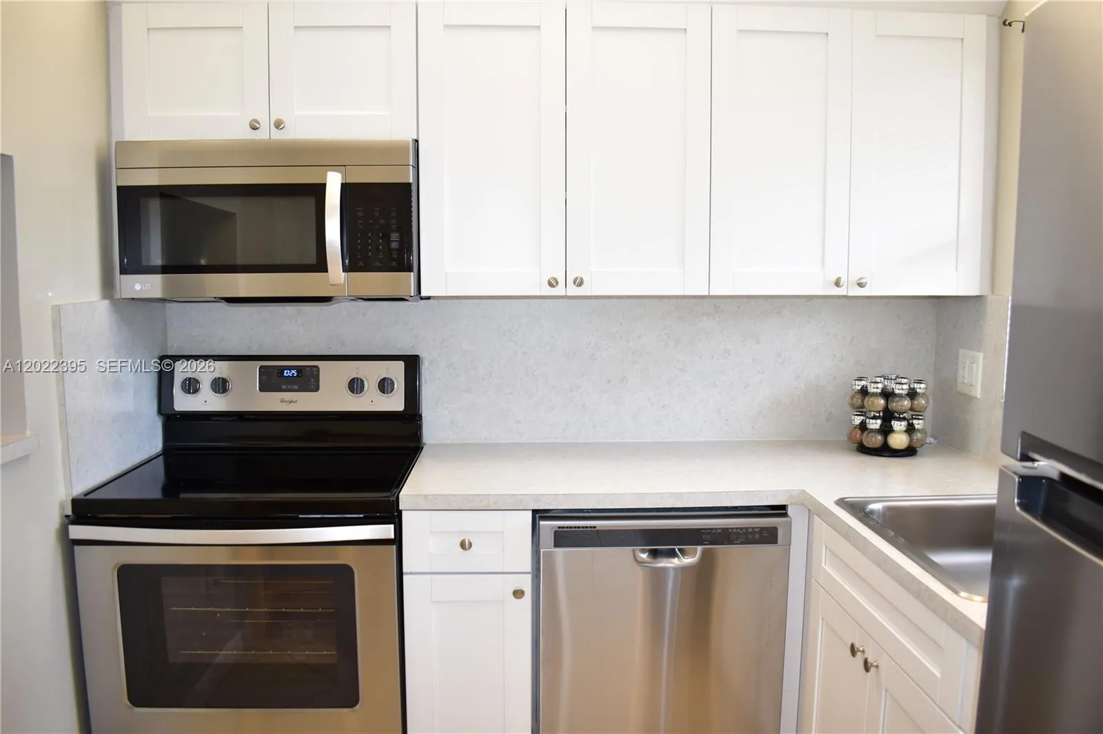 8861 Sunrise Lakes Blvd # 305, Sunrise FL 33322