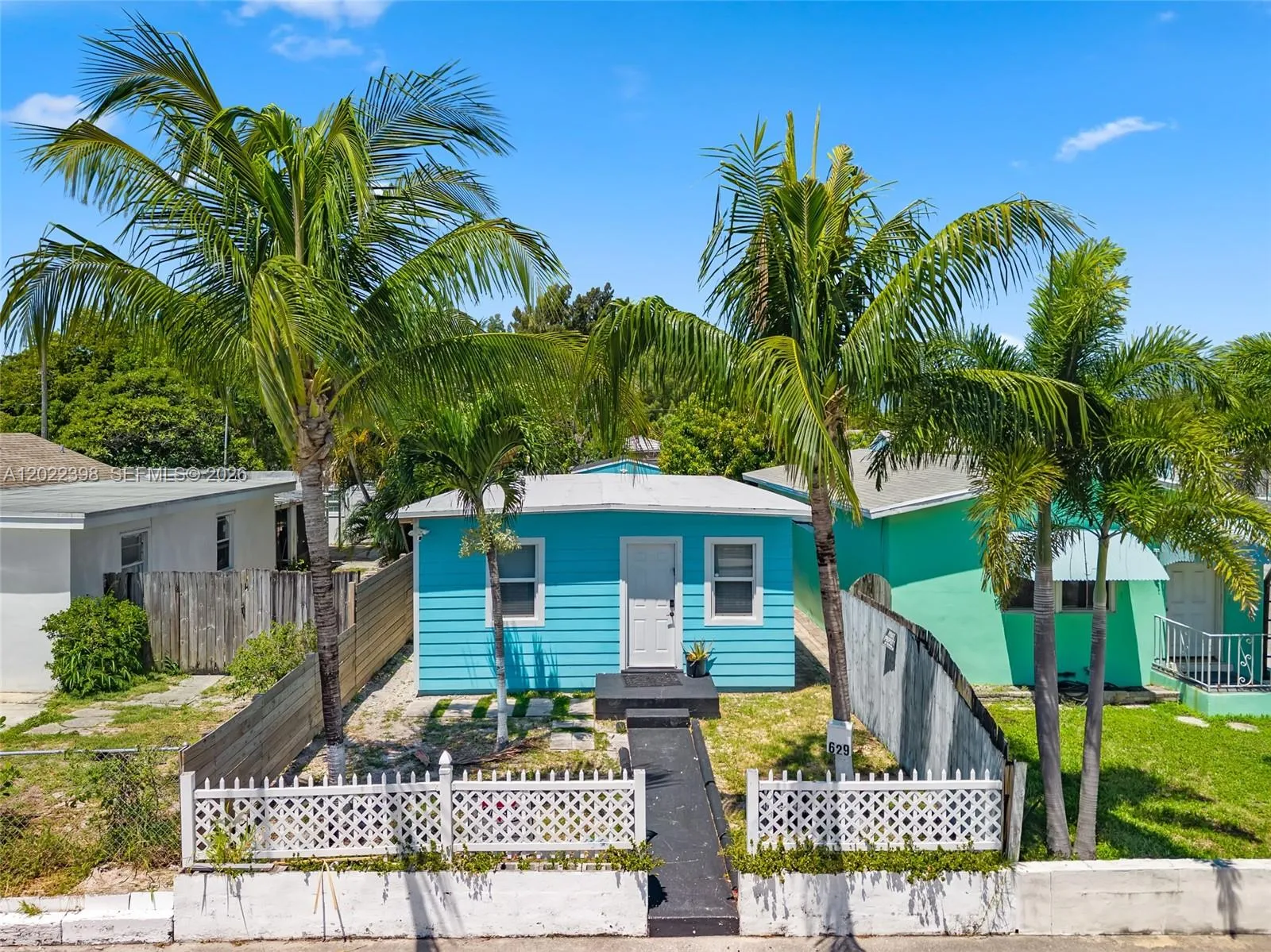 for sale at 629 N F St, Lake Worth FL 33460