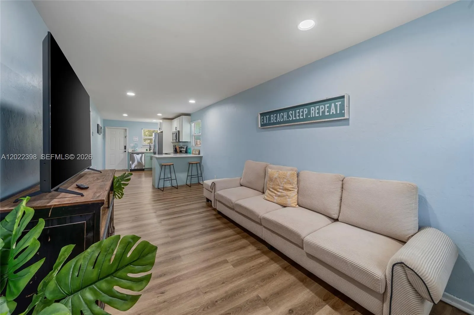 629 N F St, Lake Worth FL 33460