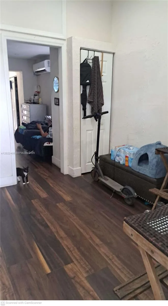 2420 NW 34th St, Miami FL 33142