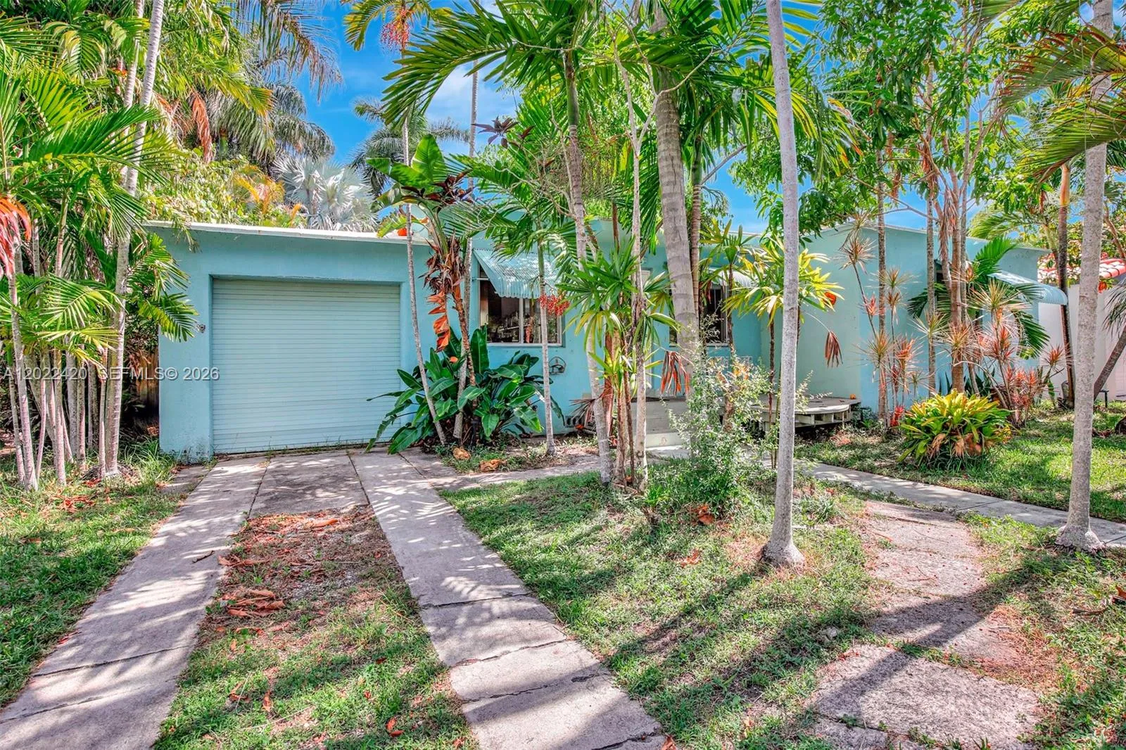 1523 Dewey St, Hollywood FL 33020