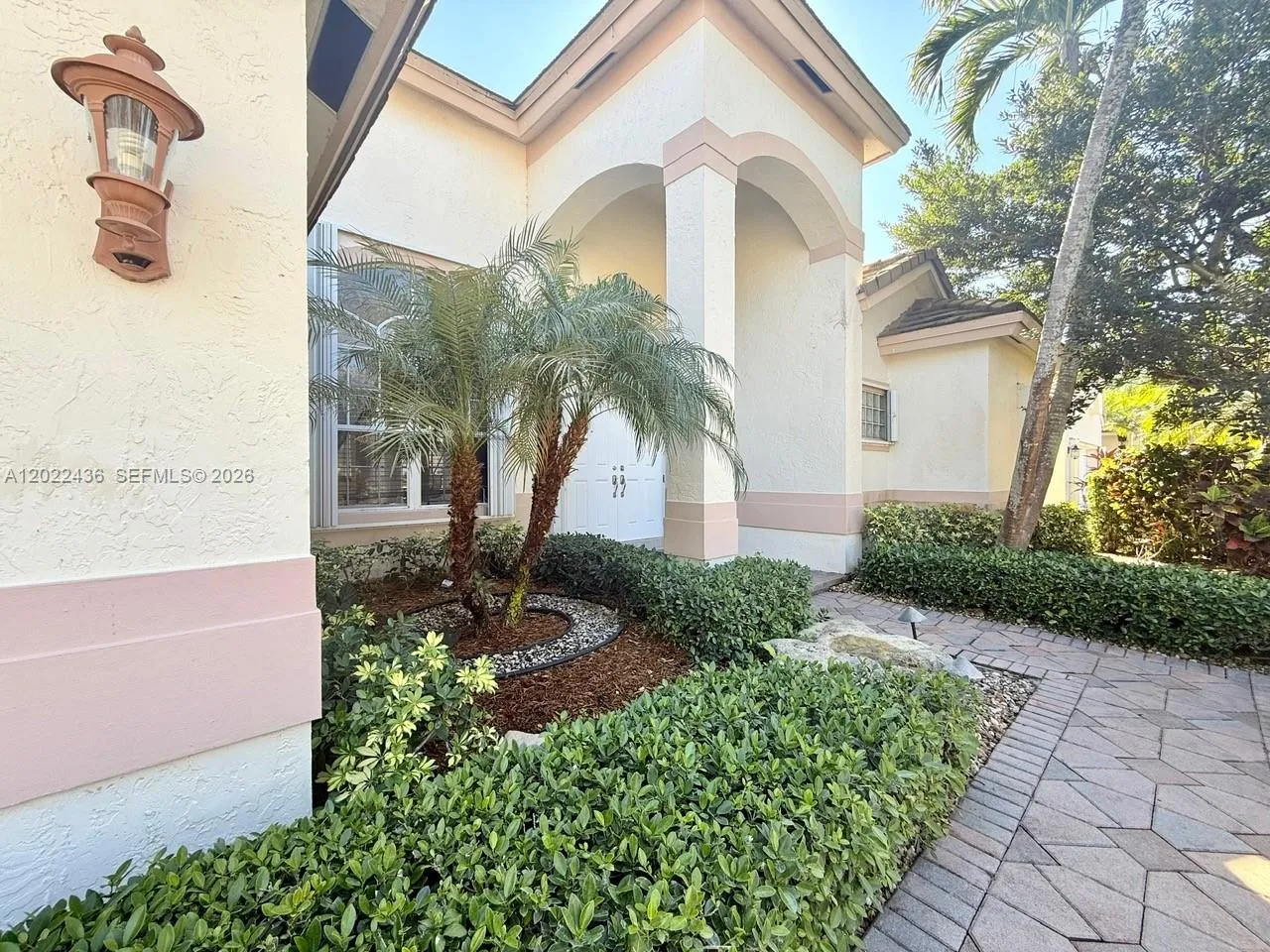 2644 Miller Ct, Weston FL 33332