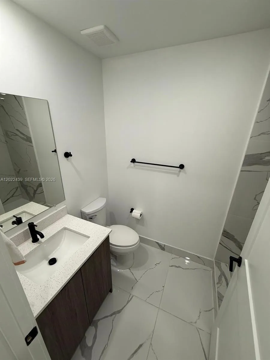 419 NW 13th Ct # 1, Florida City FL 33034