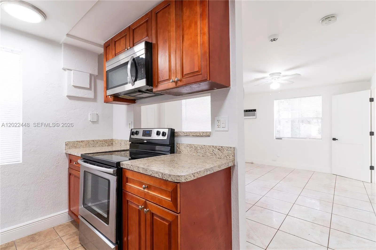 5820 Grant St, Hollywood FL 33021
