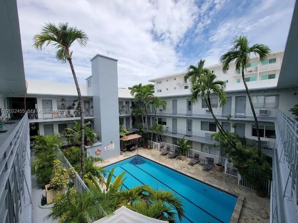 835 Lenox Ave # 303, Miami Beach FL 33139