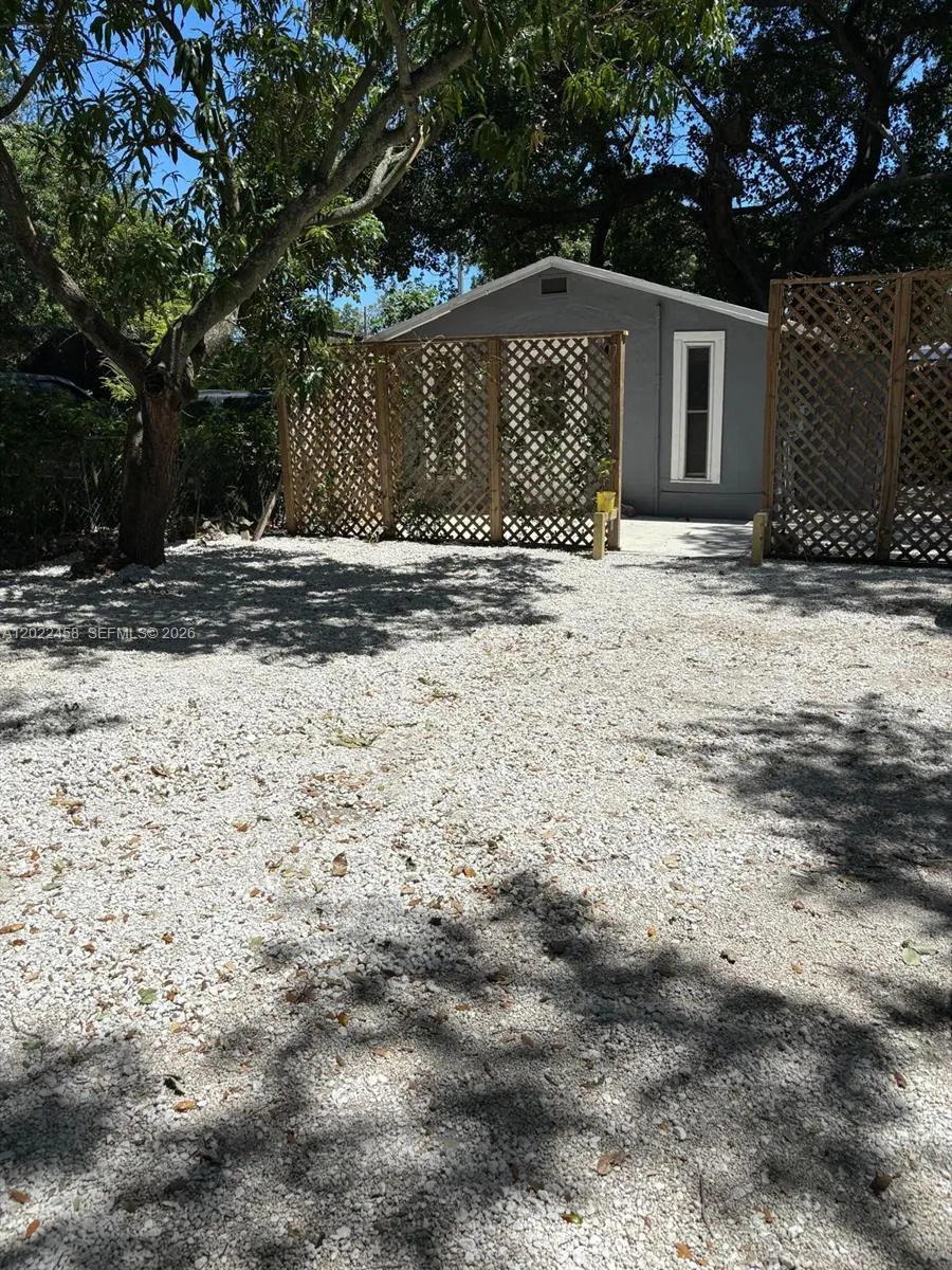 5911 NW 5th Ct # 5911, Miami FL 33127