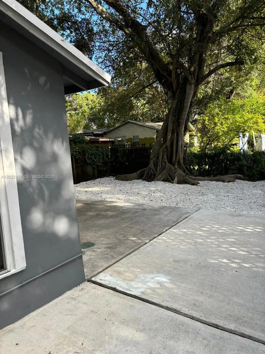 5911 NW 5th Ct # 5911, Miami FL 33127