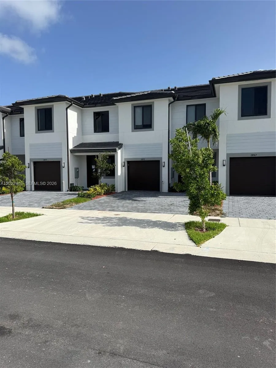 18989 SW 344th Ter, Homestead FL 33034