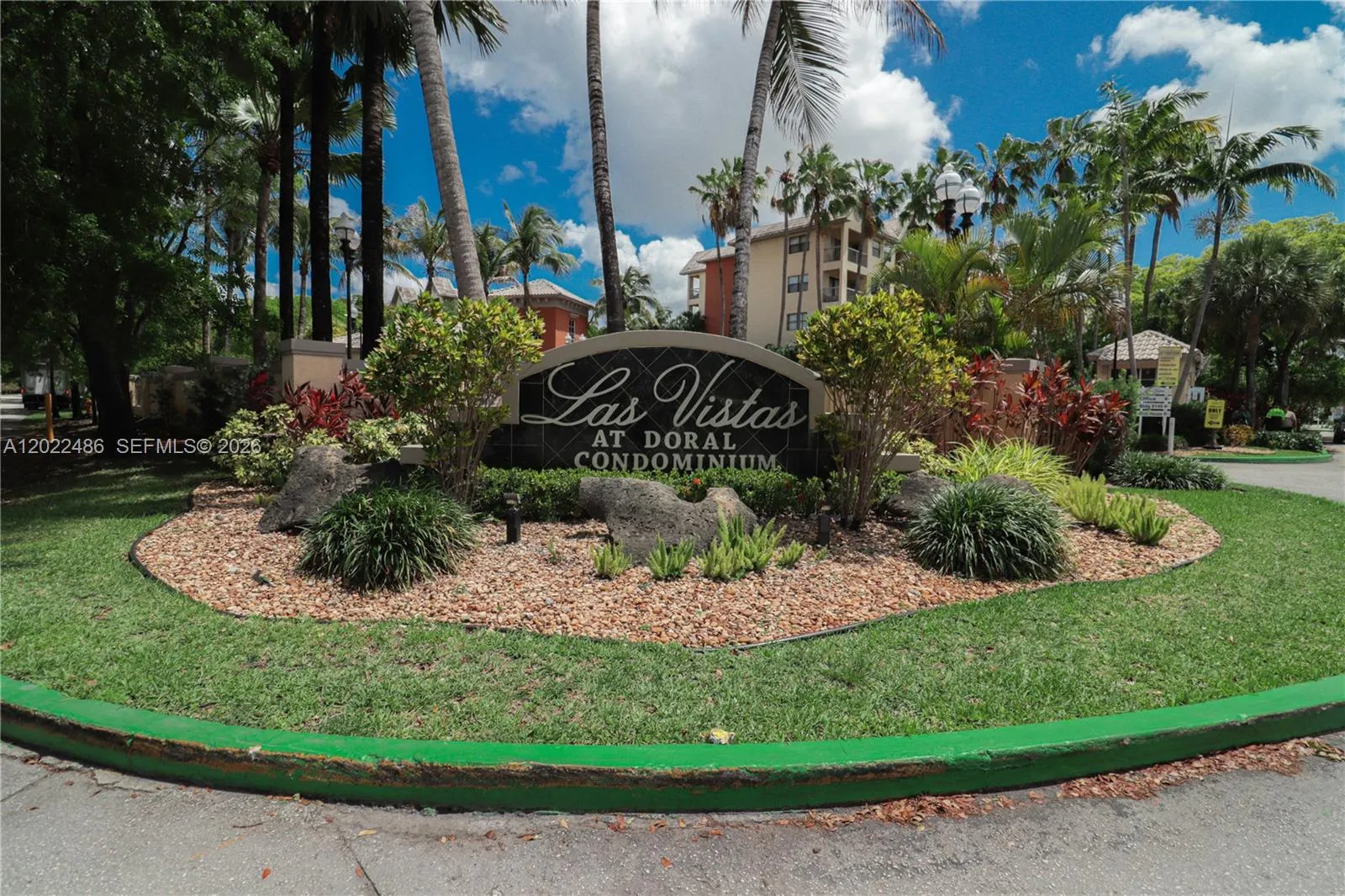 1 bedroom 1 bath for sale at 8245 Lake Dr # 308, Doral FL 33166
