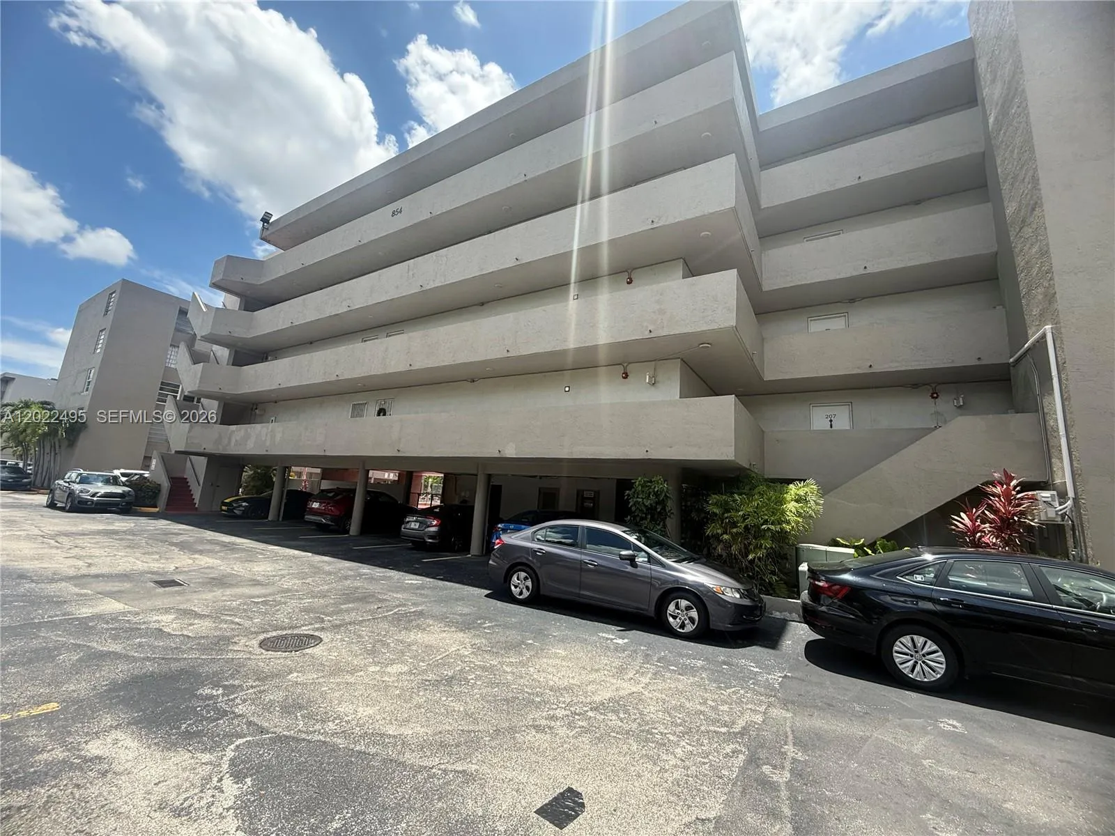 854 NW 87th Ave # 209, Miami FL 33172