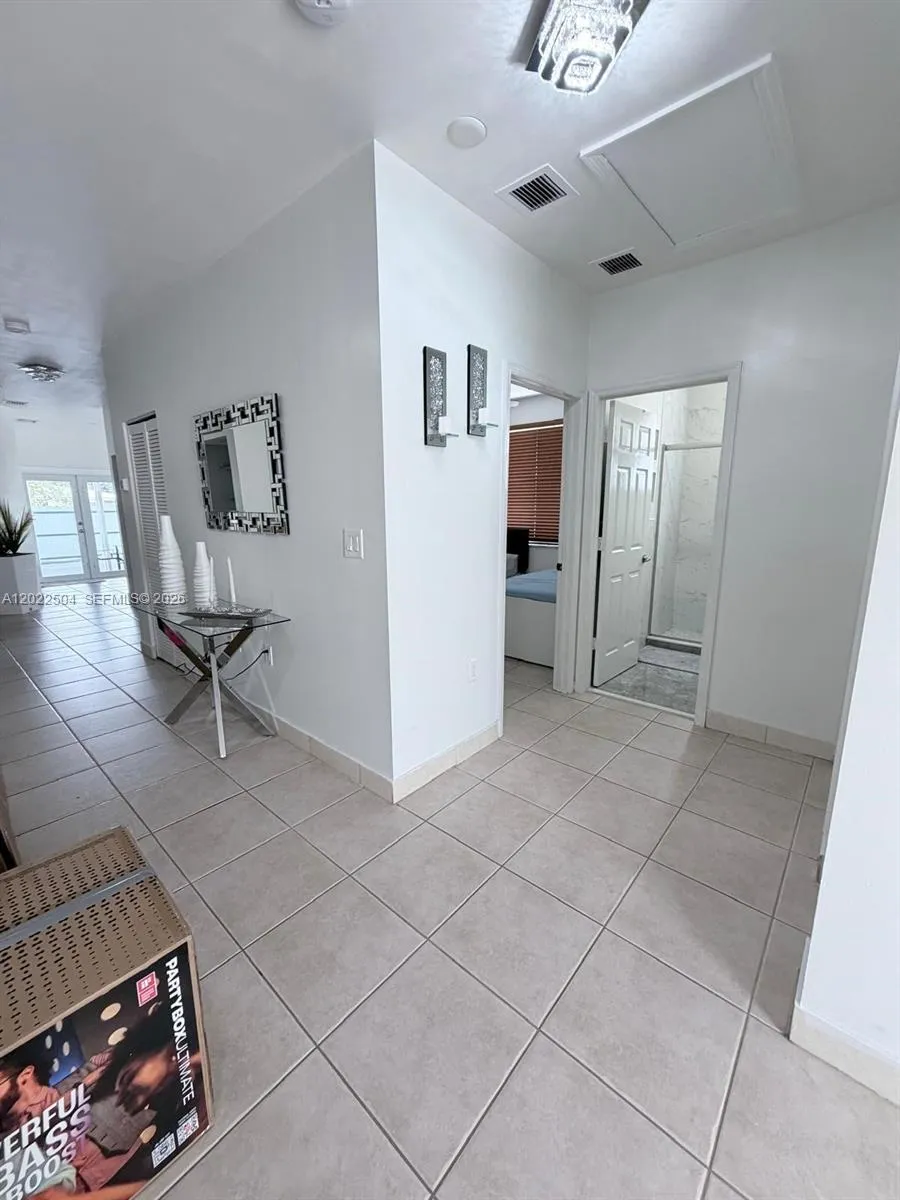 1670 NW 73rd St, Miami FL 33147