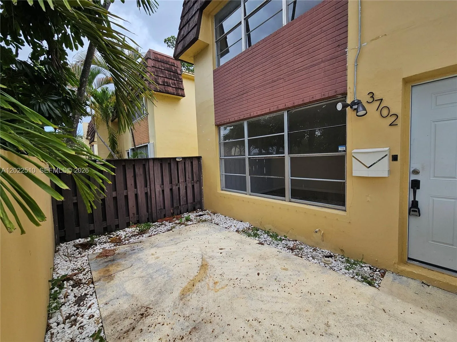 3702 SW 60th Ter # 31, Davie FL 33314
