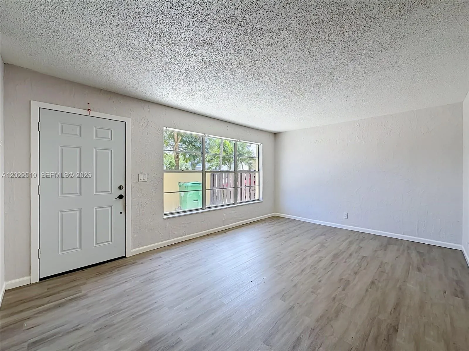3702 SW 60th Ter # 31, Davie FL 33314