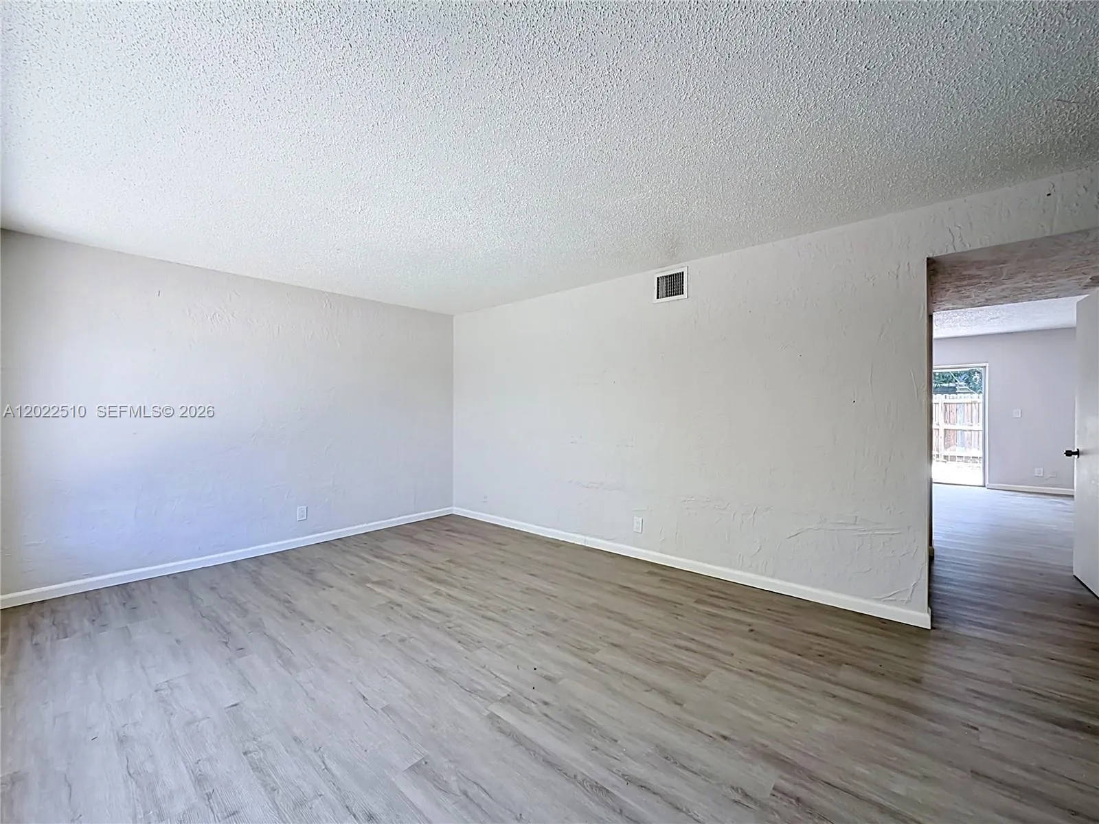 3702 SW 60th Ter # 31, Davie FL 33314