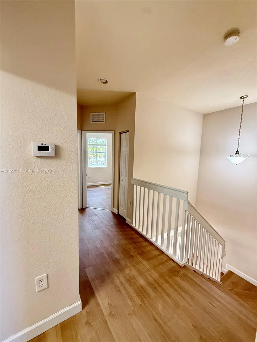 9001 SW 227th St # 6, Cutler Bay FL 33190