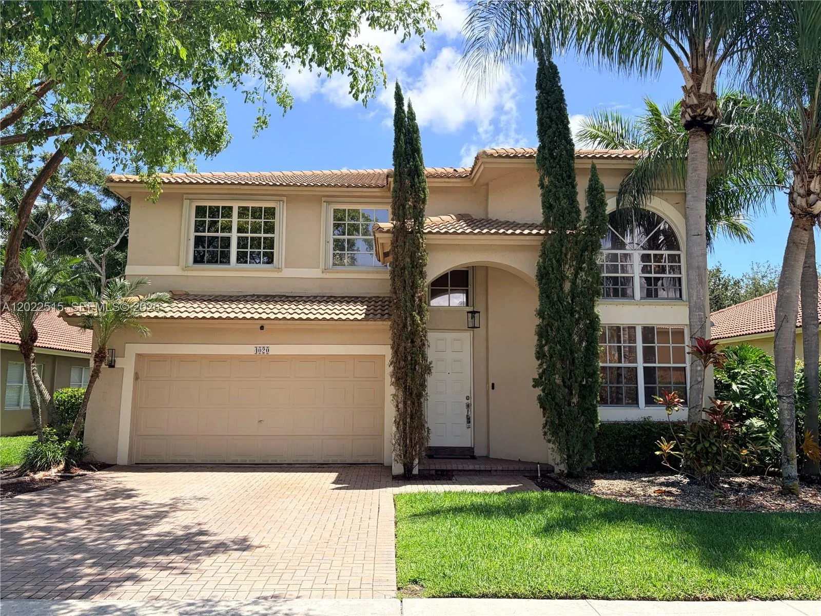 4 bedroom 3 bath for sale at 4020 Sapphire Cv, Weston FL 33331