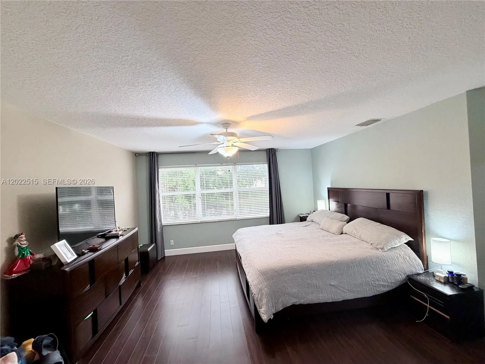 4020 Sapphire Cv, Weston FL 33331