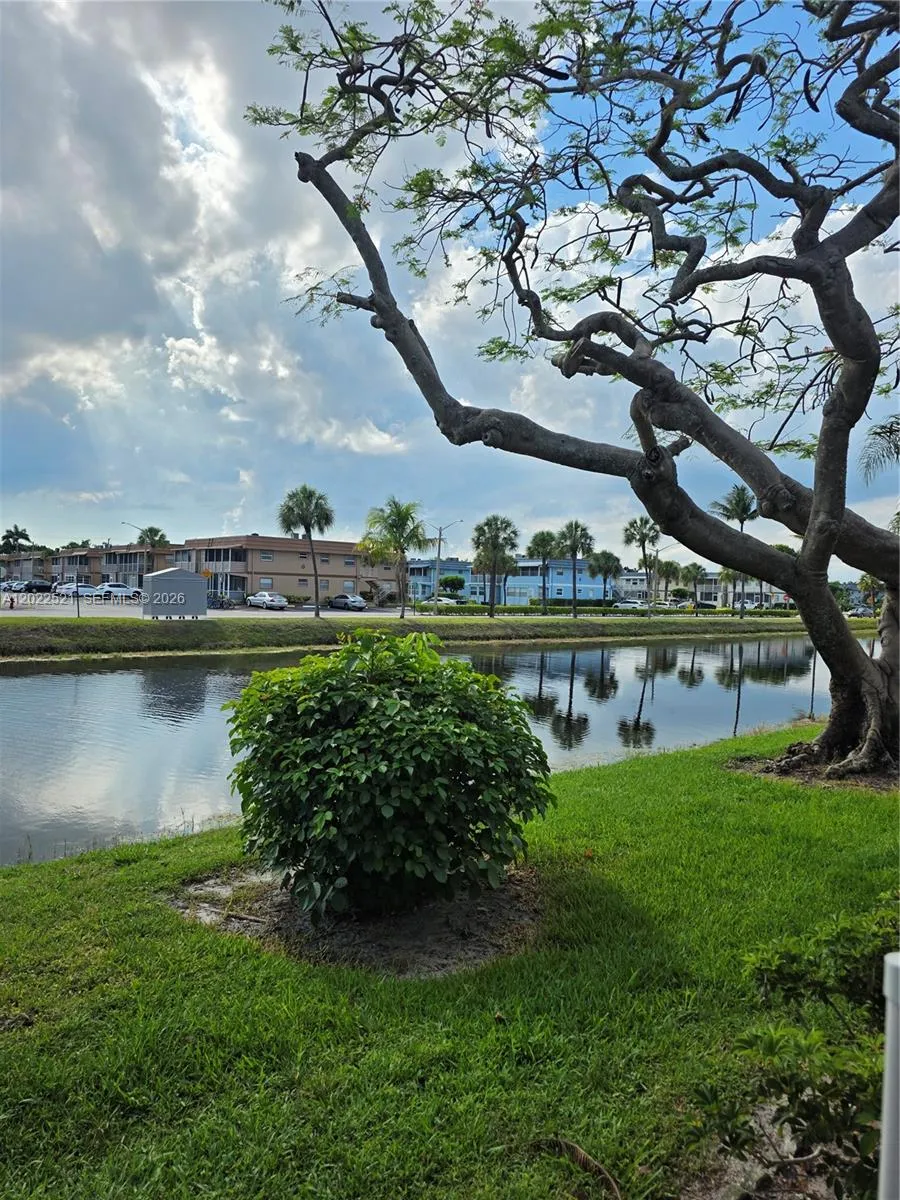 145 Brittany D # 145, Delray Beach FL 33446