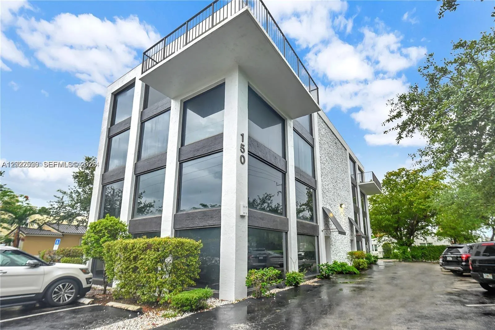for sale at 150 SE 12th St # 1, Fort Lauderdale FL 33316
