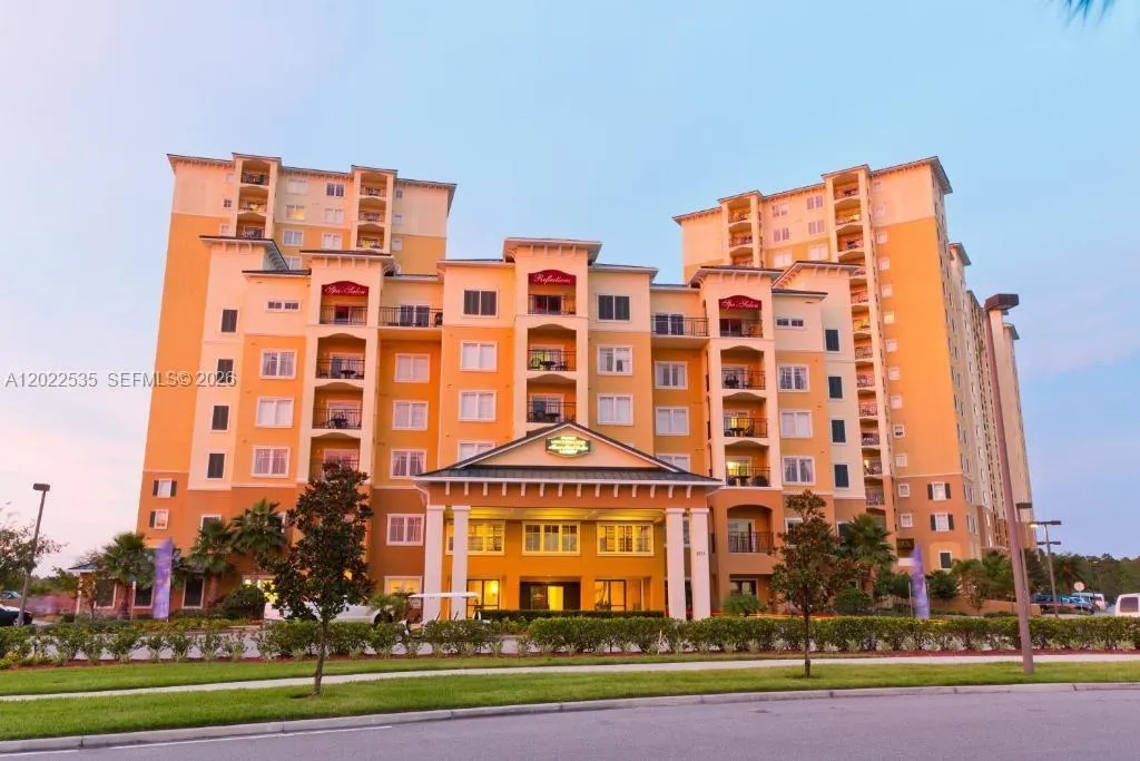 2 bedroom 2 bath for sale at 8101 RESORT VILLAGE # 31411, Orlando FL 32821