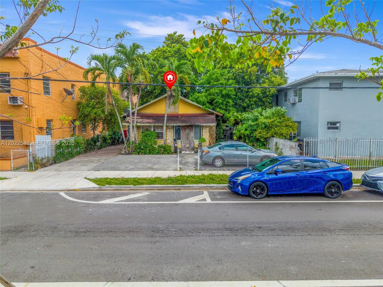 1568 SW 5th St, Miami FL 33135
