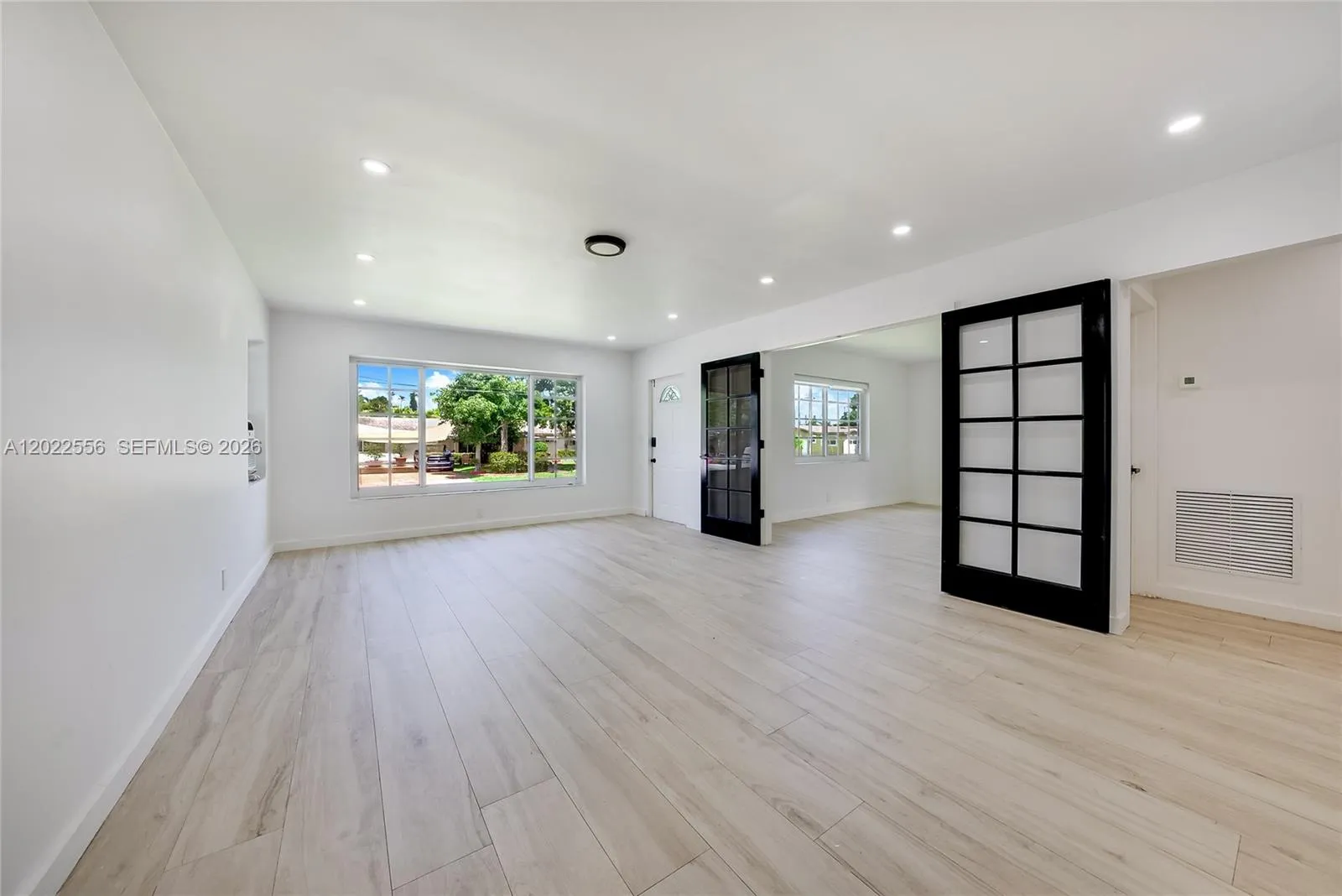 716 SW 5th Ave, Hallandale Beach FL 33009