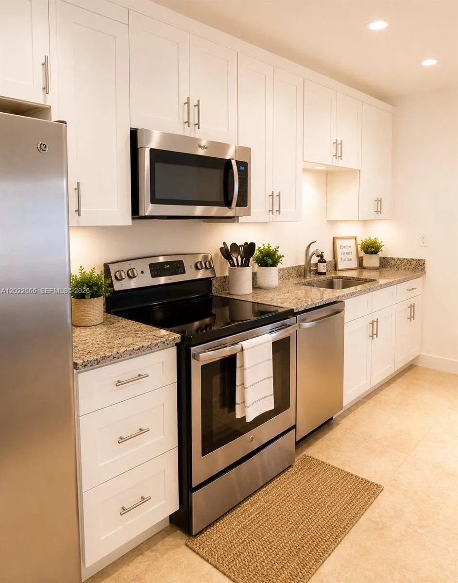 900 Meridian Ave # 104, Miami Beach FL 33139