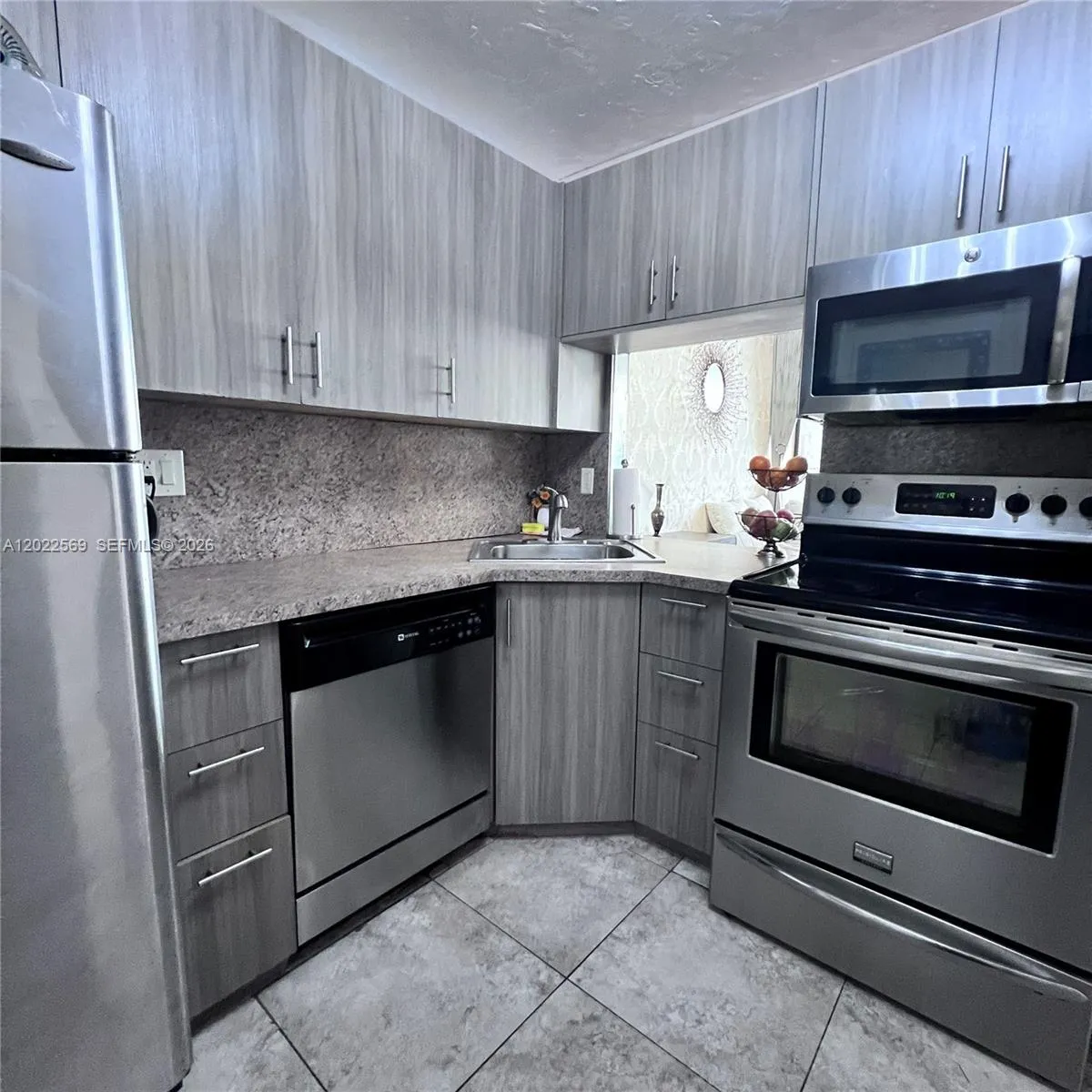 1801 S Ocean Dr # 536, Hallandale Beach FL 33009