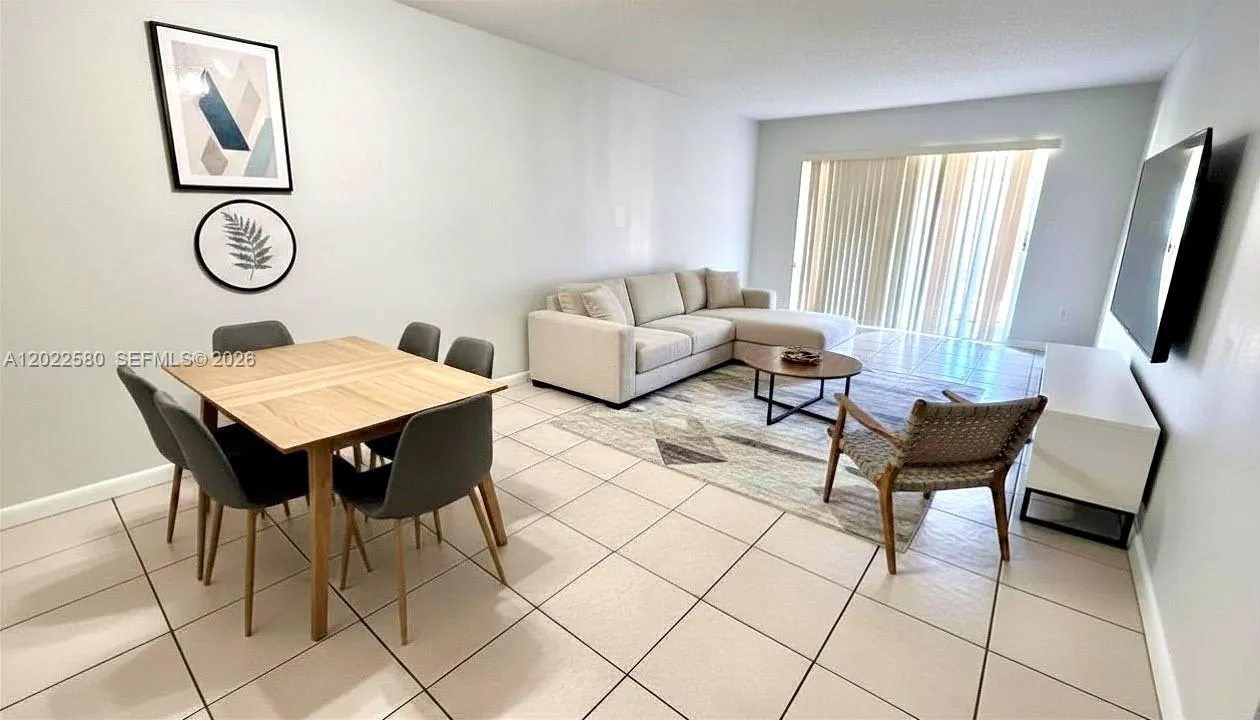 9970 SW 88th St # 9, Miami FL 33176
