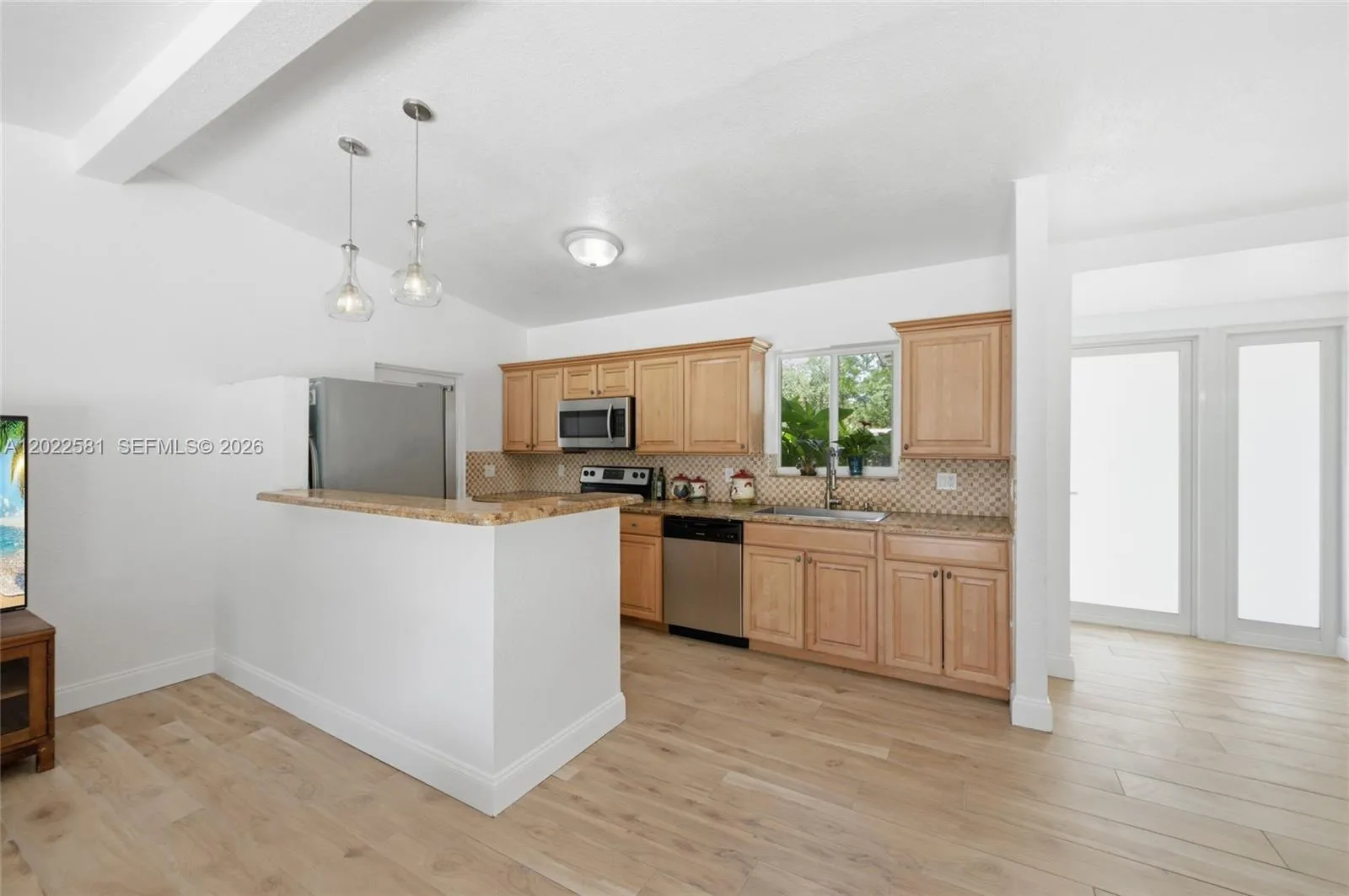 1141 SW 45th Ter, Plantation FL 33317