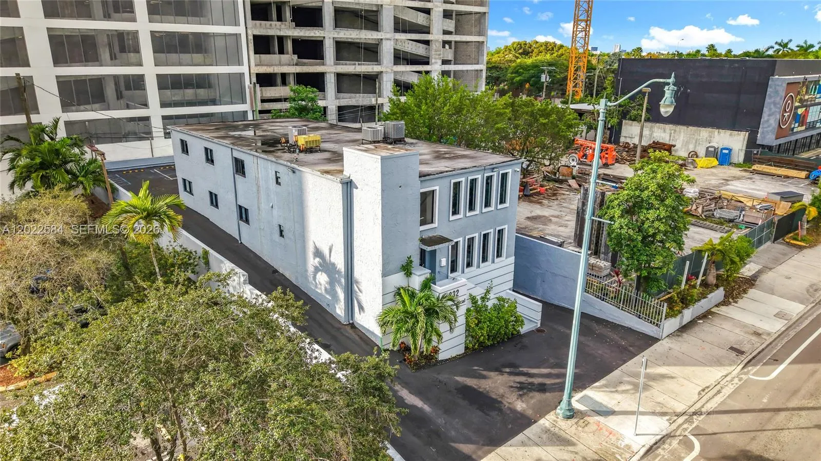 232 SW 8th St, Miami FL 33130