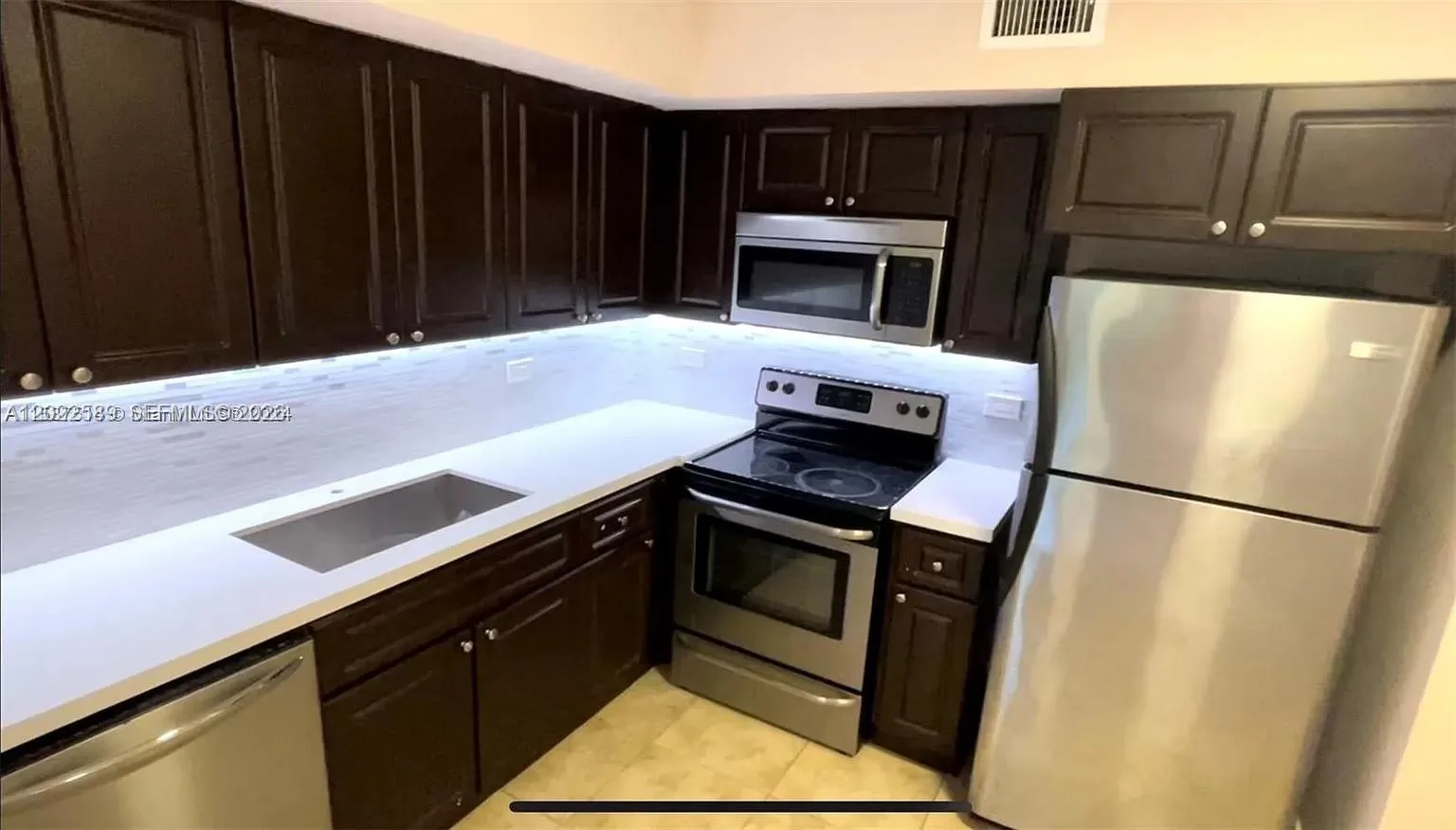 3690 N 56th Ave # 916, Hollywood FL 33021