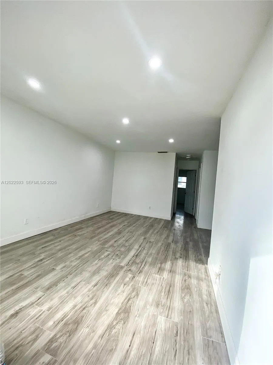 3000 NW 5th Ter # 129, Pompano Beach FL 33064
