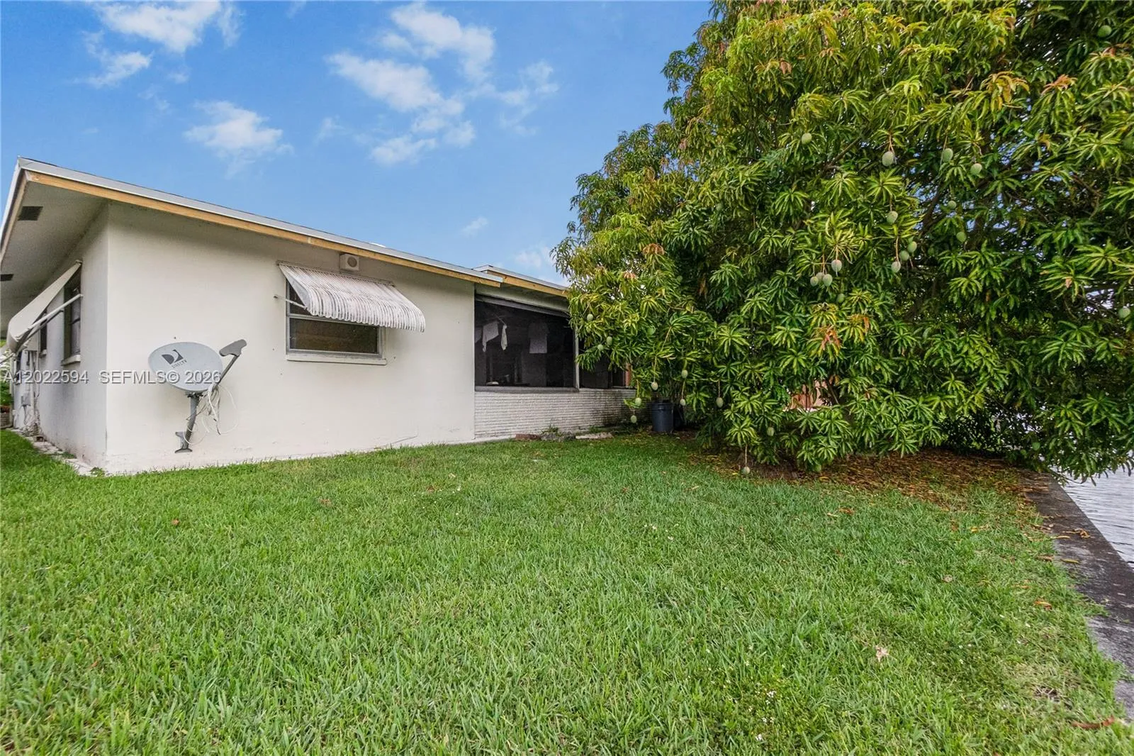 6013 NW 68th, Tamarac FL 33321