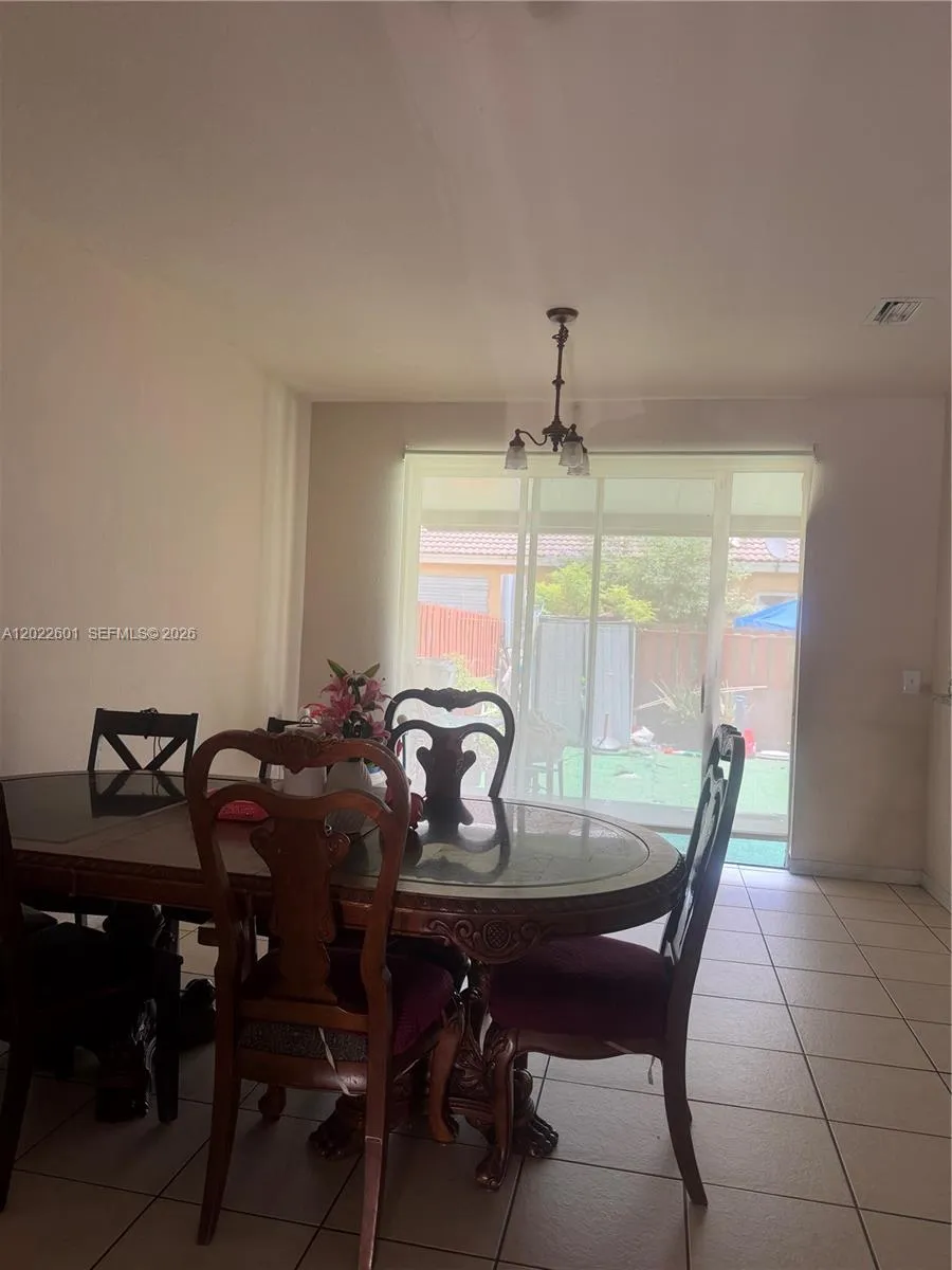 101 SW 15th Rd # 101, Homestead FL 33030