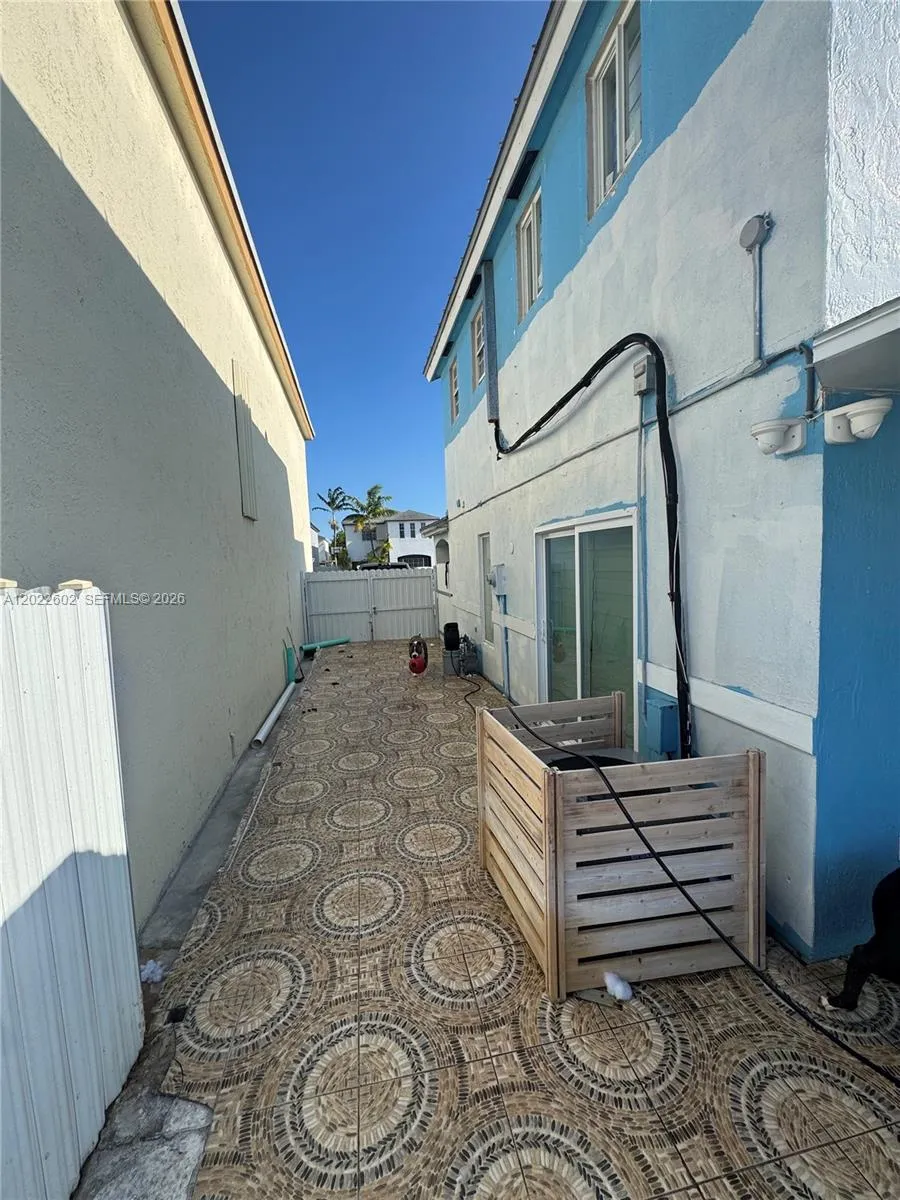 14017 SW 160th Ter, Miami FL 33177