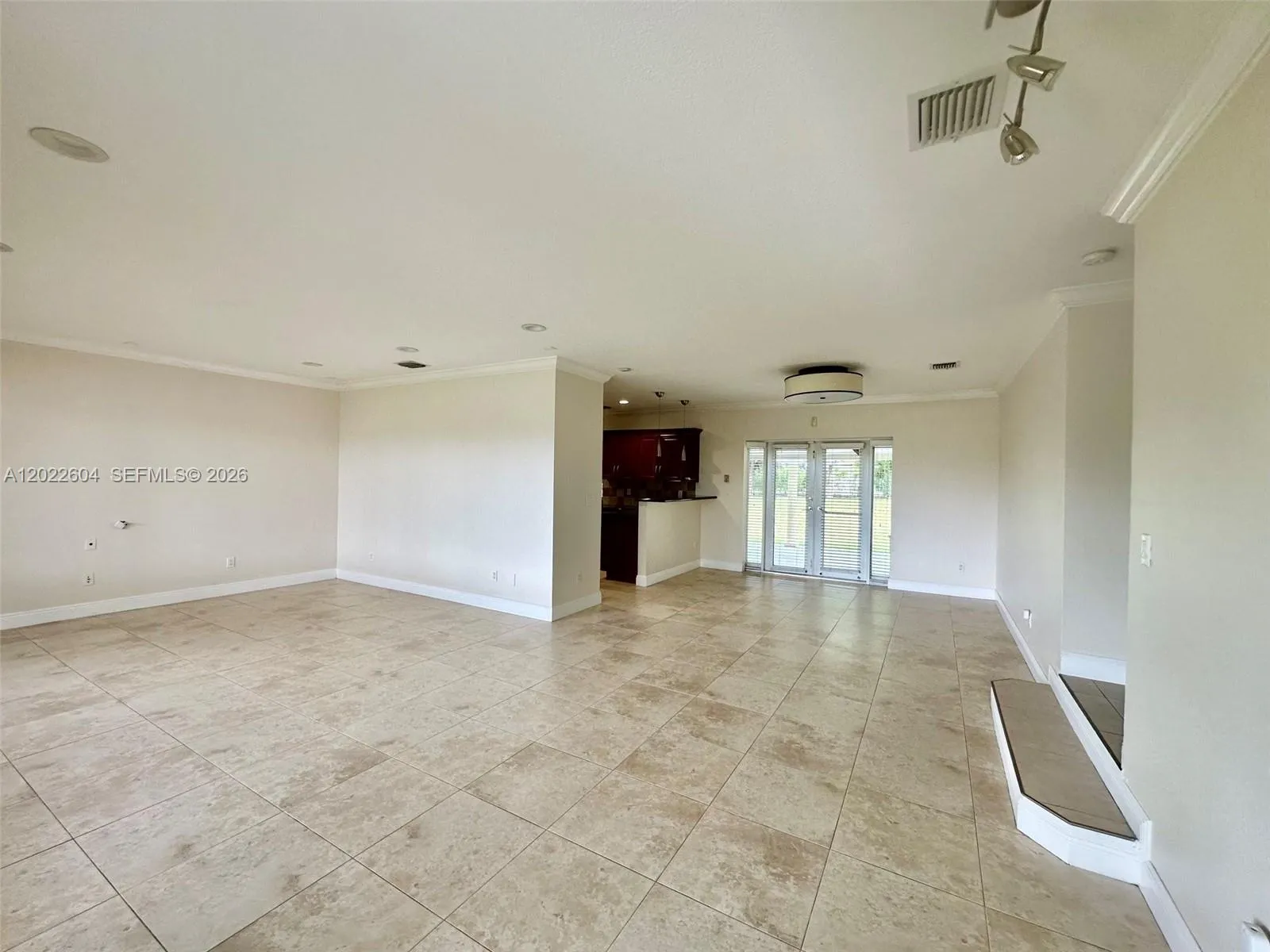 6801 SW 102nd Ave # 0, Miami FL 33173