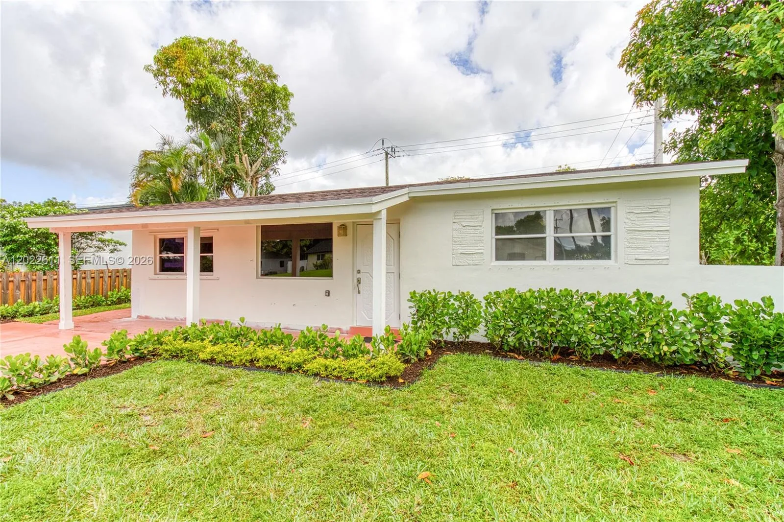 7401 Raleigh St, Hollywood FL 33024