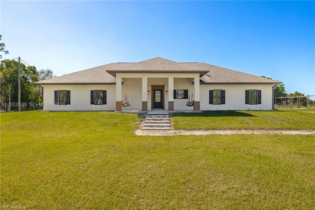 5535 COUNTY ROAD 78, La Belle FL 33935