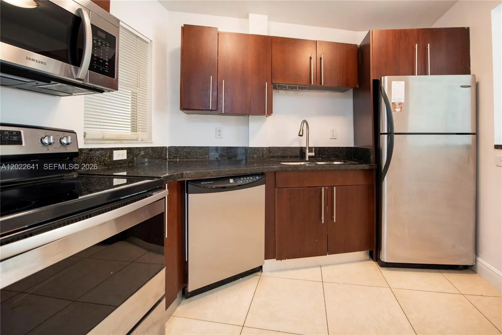 4147 Stirling Rd # 105, Dania Beach FL 33314