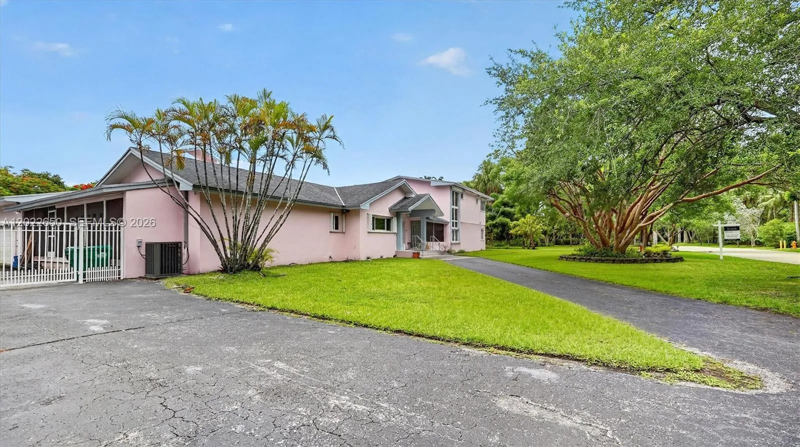 11651 SW 64th Ave, Pinecrest FL 33156