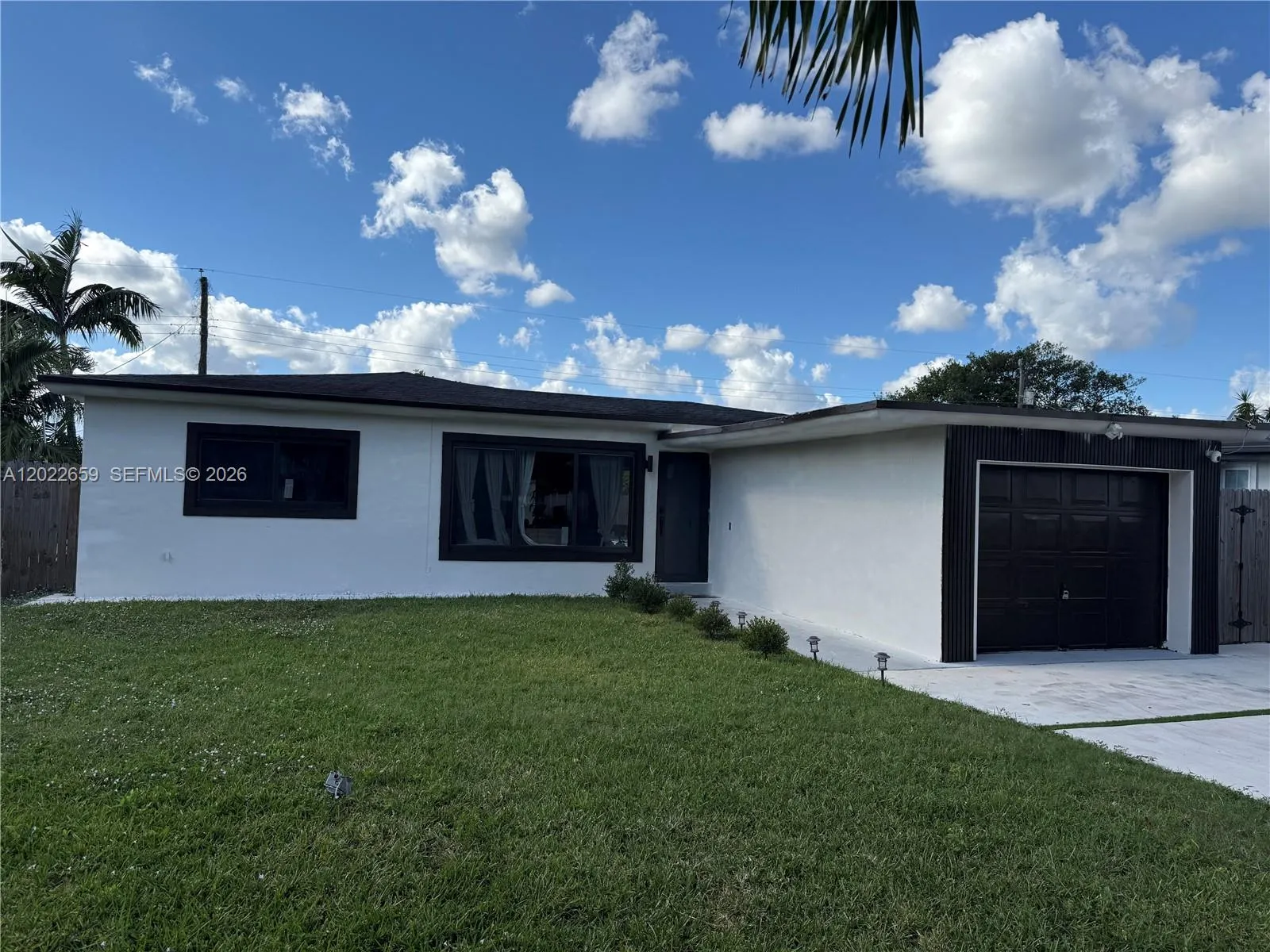 1825 SW 43rd Ave, Fort Lauderdale FL 33317