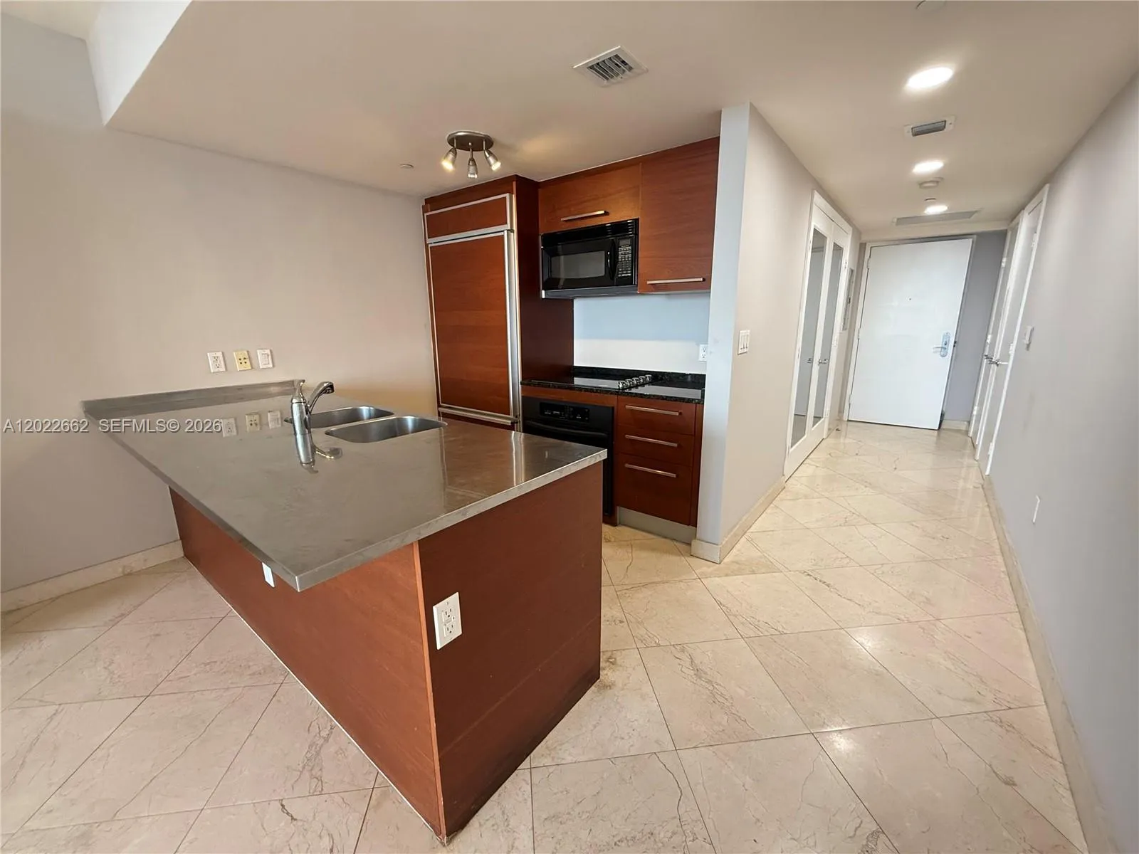 1850 S OCEAN DR # 4009, Hallandale Beach FL 33009