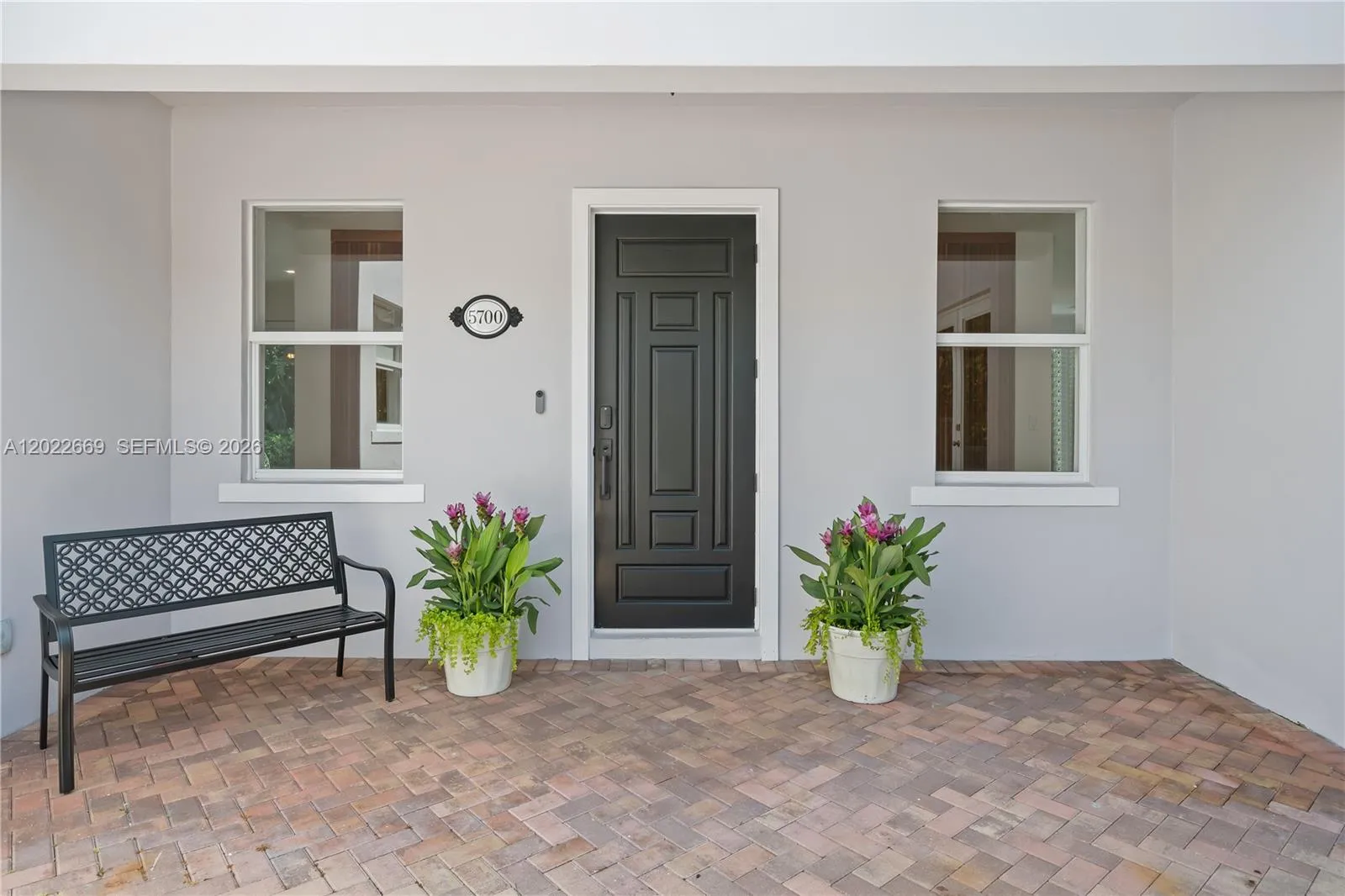 5700 SW 86th St, South Miami FL 33143