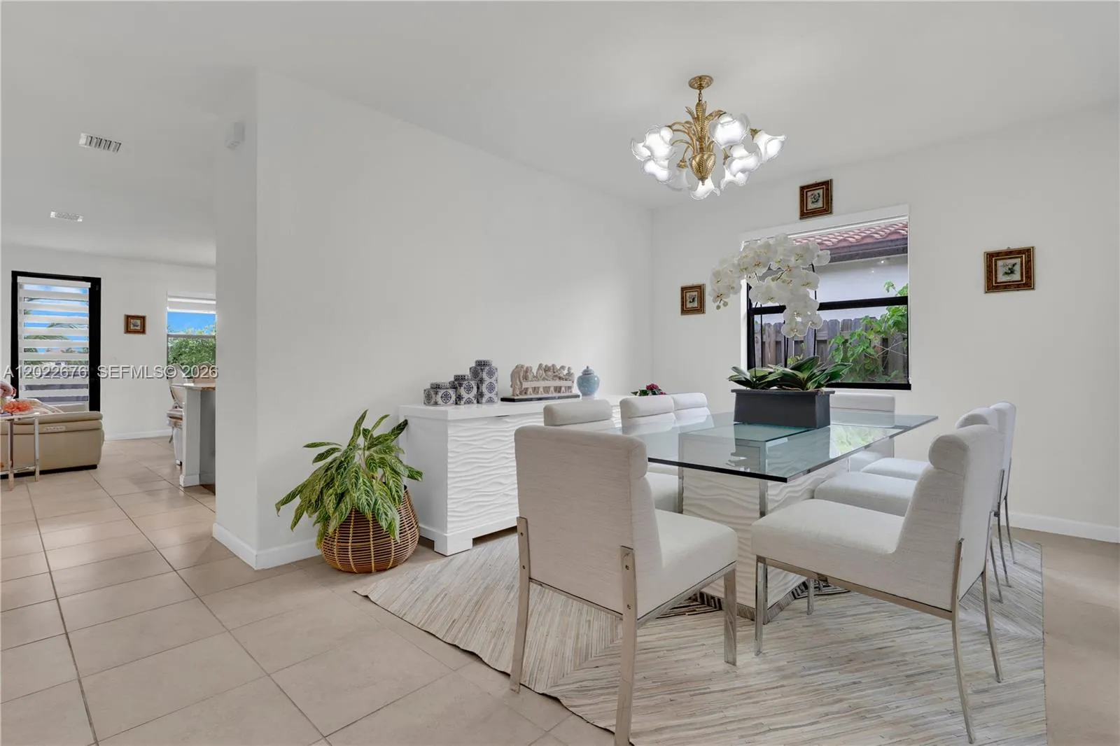 2484 SE 1st St, Homestead FL 33033