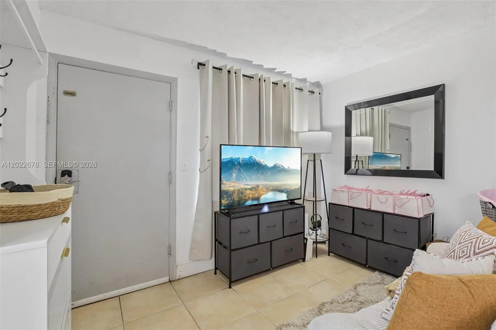 1851 NE 168th St # B6, North Miami Beach FL 33162