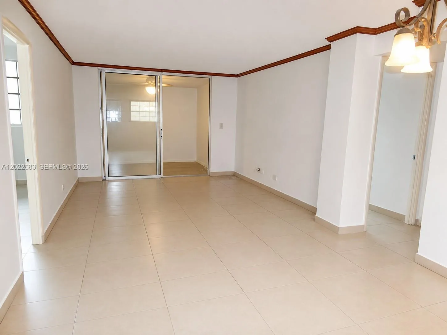 447 NE 195th St # 117, Miami FL 33179