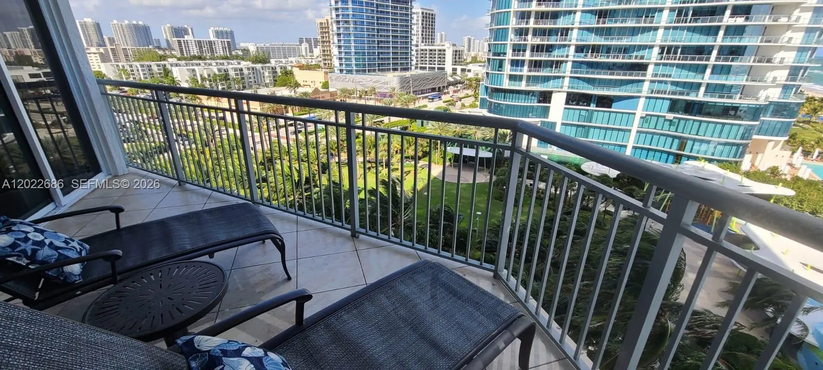 17375 Collins Ave # 1007, Sunny Isles Beach FL 33160