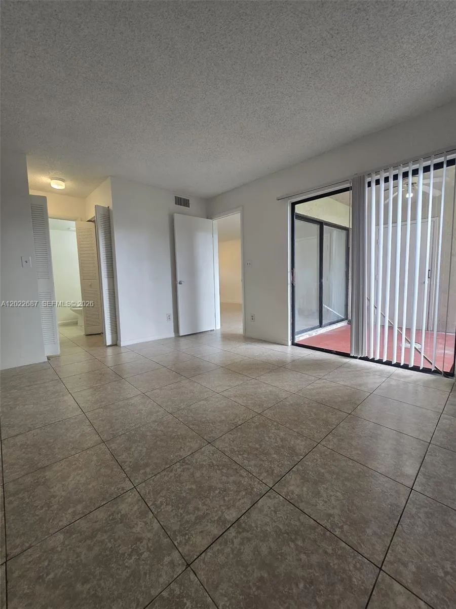 3470 Foxcroft Rd # 307, Miramar FL 33025