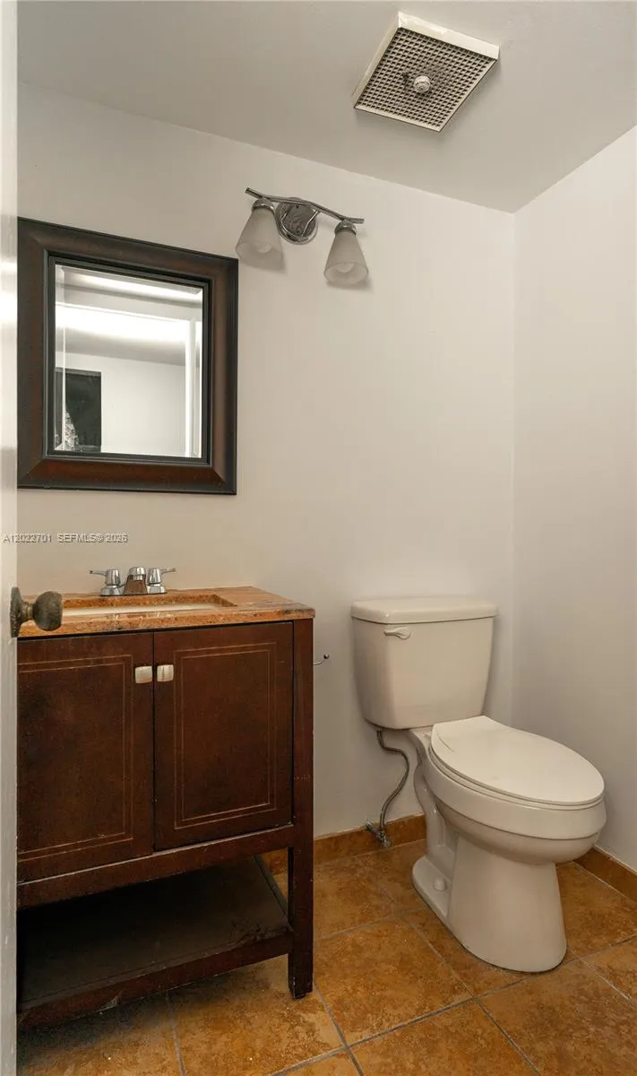 406 NW 68th Ave # 410, Plantation FL 33317